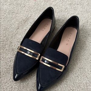 Zara Women's Navy Loafers with Gold Accent size 40
